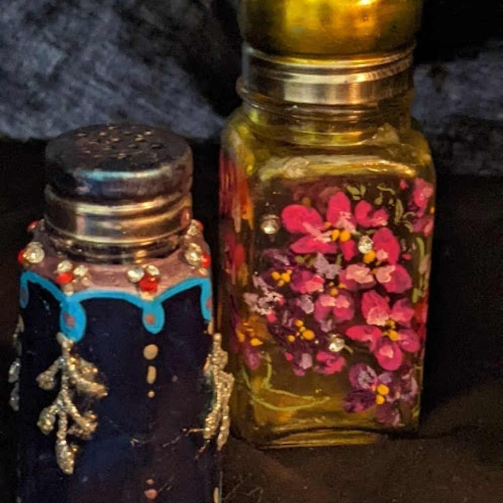 Decorative handpainted glass